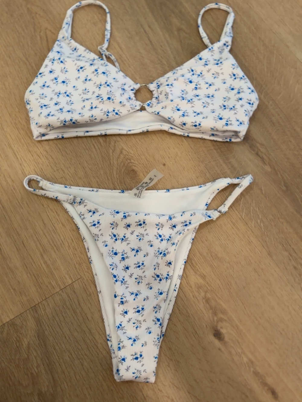 bikini bundle 8+ good quality swimsuits